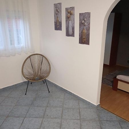 ביוגראד נה מורו Apartmani Italo מראה חיצוני תמונה