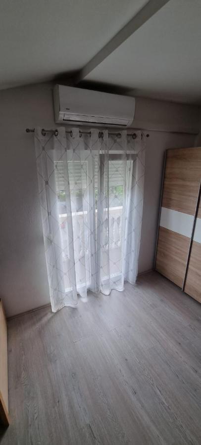 ביוגראד נה מורו Apartmani Italo מראה חיצוני תמונה