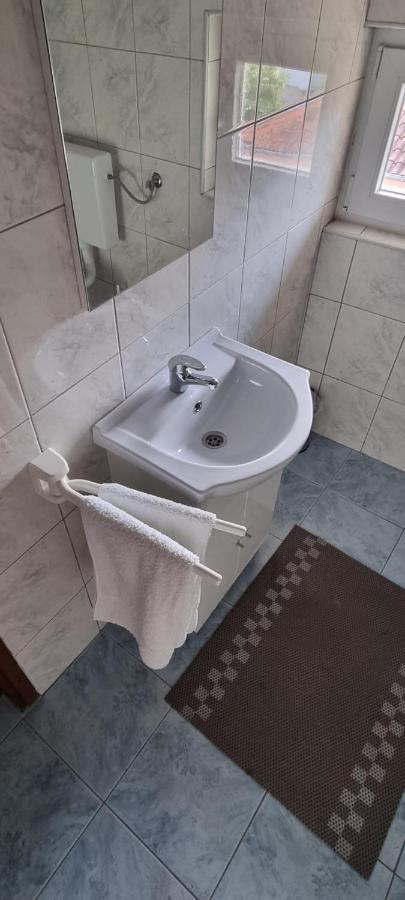 ביוגראד נה מורו Apartmani Italo מראה חיצוני תמונה