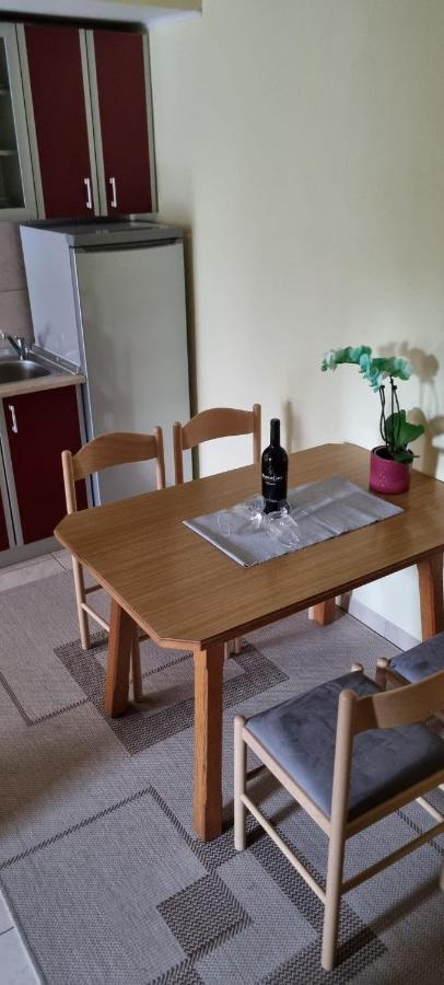 ביוגראד נה מורו Apartmani Italo מראה חיצוני תמונה
