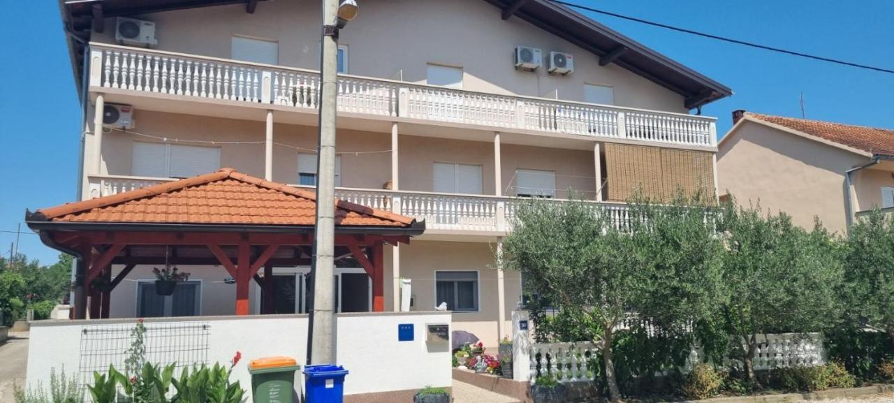 ביוגראד נה מורו Apartmani Italo מראה חיצוני תמונה